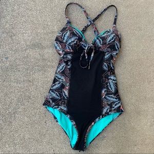 MAAJI // NWT Panther Reversible One Piece Swimsuit - Size M